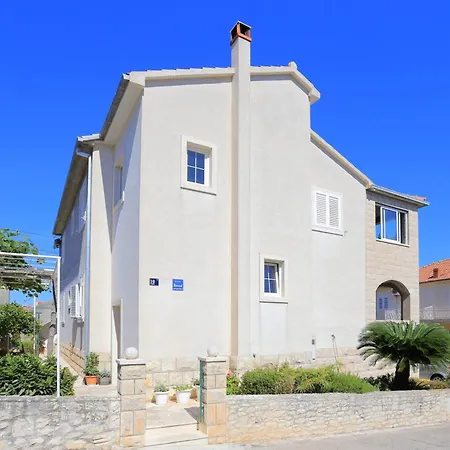 With A Parking Space Supetar, Brac - 21655 شقة سوبيتار