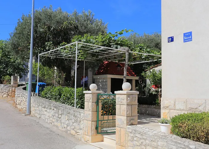شقة With Parking Space Supetar, Brac - 21655