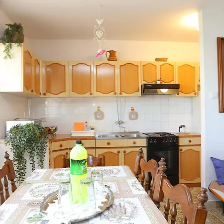 Lägenhet With Parking Space Supetar, Brac - 21655 *