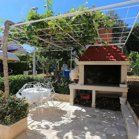 With Parking Space Supetar, Brac - 21655 Lägenhet Supetar