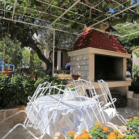 Lägenhet With Parking Space Supetar, Brac - 21655